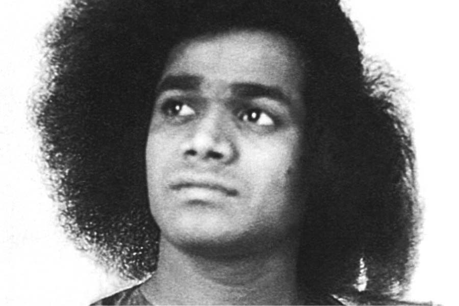 rare pictures of sathya sai baba